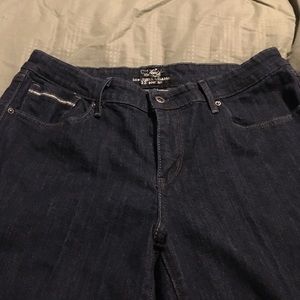 Levi jeans